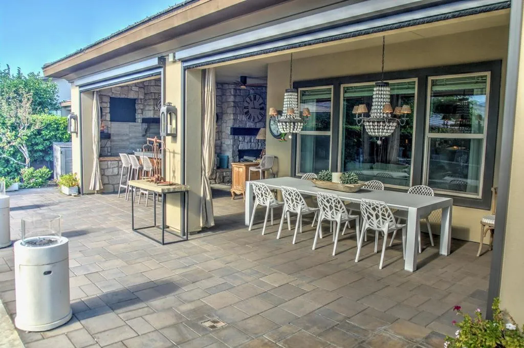 82555 Round Valley Drive, Indio, California 92201 home-pic-40